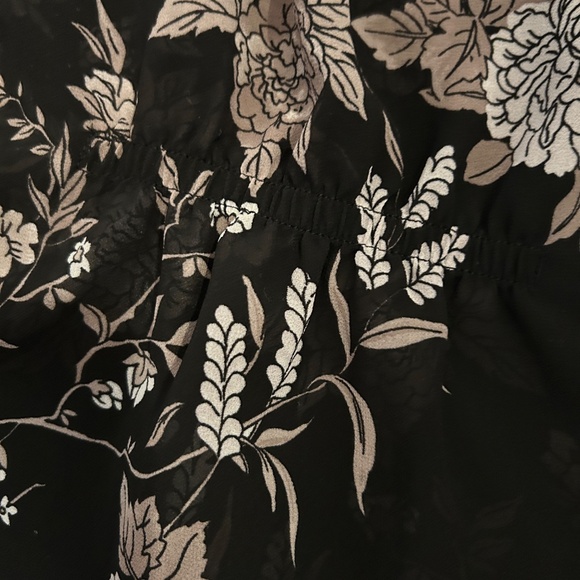 Kismet Size XS Floral Print Camisole - Picture 5 of 11